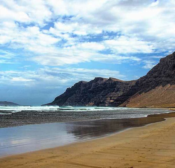 Cycling trip in Lanzarote - Lanzatour Canarias