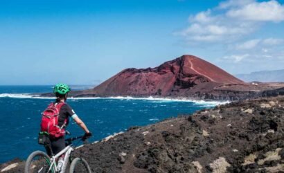 Cycling trip in Lanzarote - Lanzatour Canarias